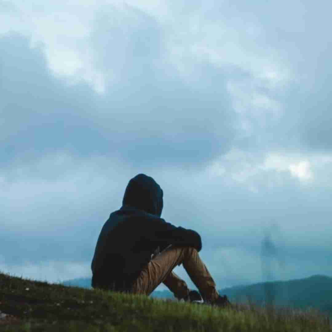 دانلود آهنگ یه موزیک ملو کنارم میخوری تلو