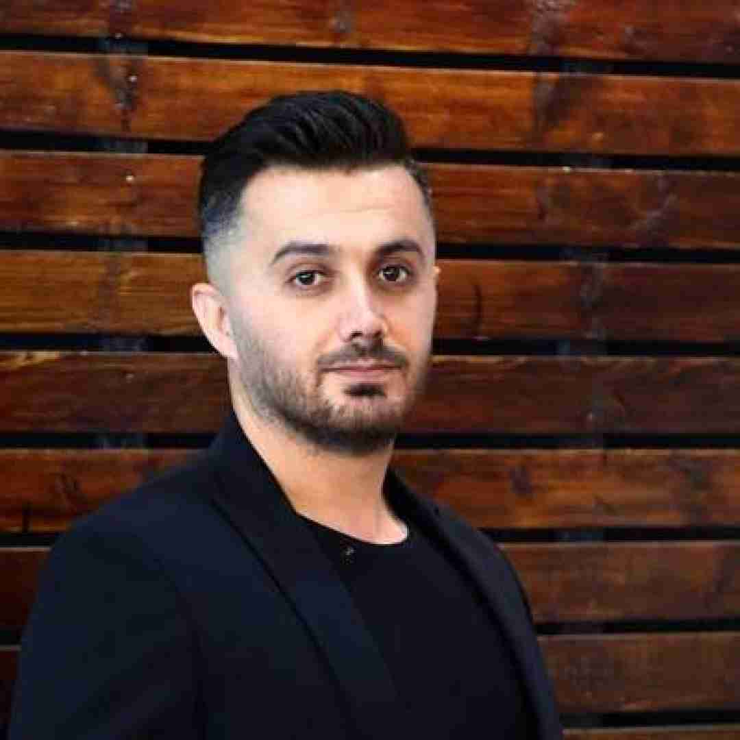 دانلود آهنگ برو مه روبرو هنیش دوتایی مست ها کنیم ابی عالی
