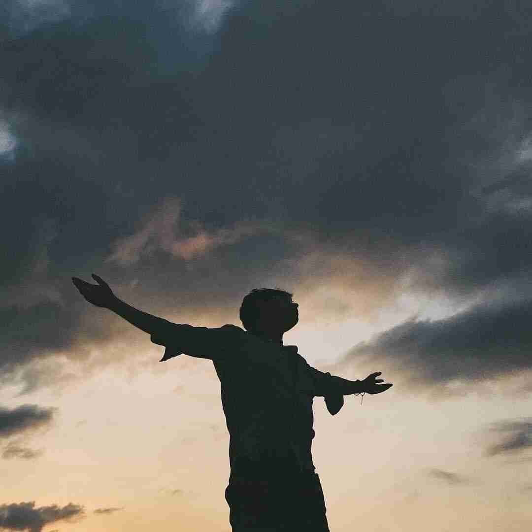 دانلود آهنگ بیا بخون عزیزم صدات برام چه زیباست 