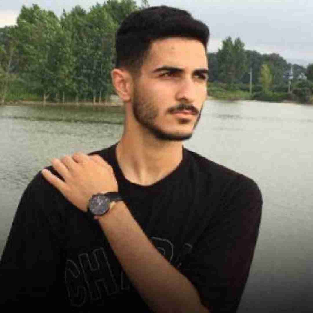 دانلود آهنگ قرص ماهه تی چشمون من محو تومه جواد حمیدی