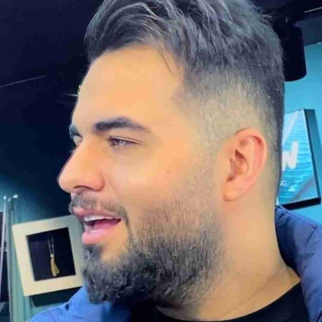 دانلود آهنگ تو دادی بال و پرم تا بپرم شاهین بنان