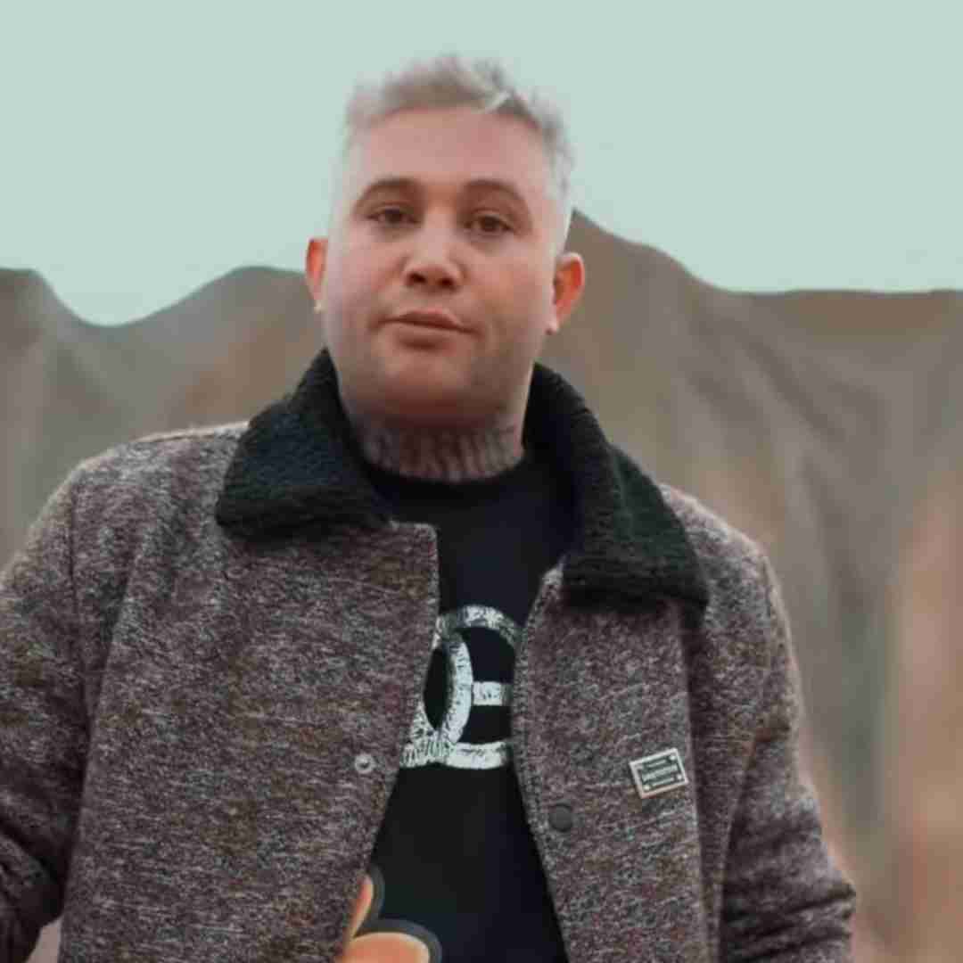 دانلود آهنگ بغض کردنم علی رو بغض عشق تو علی احمدیانی