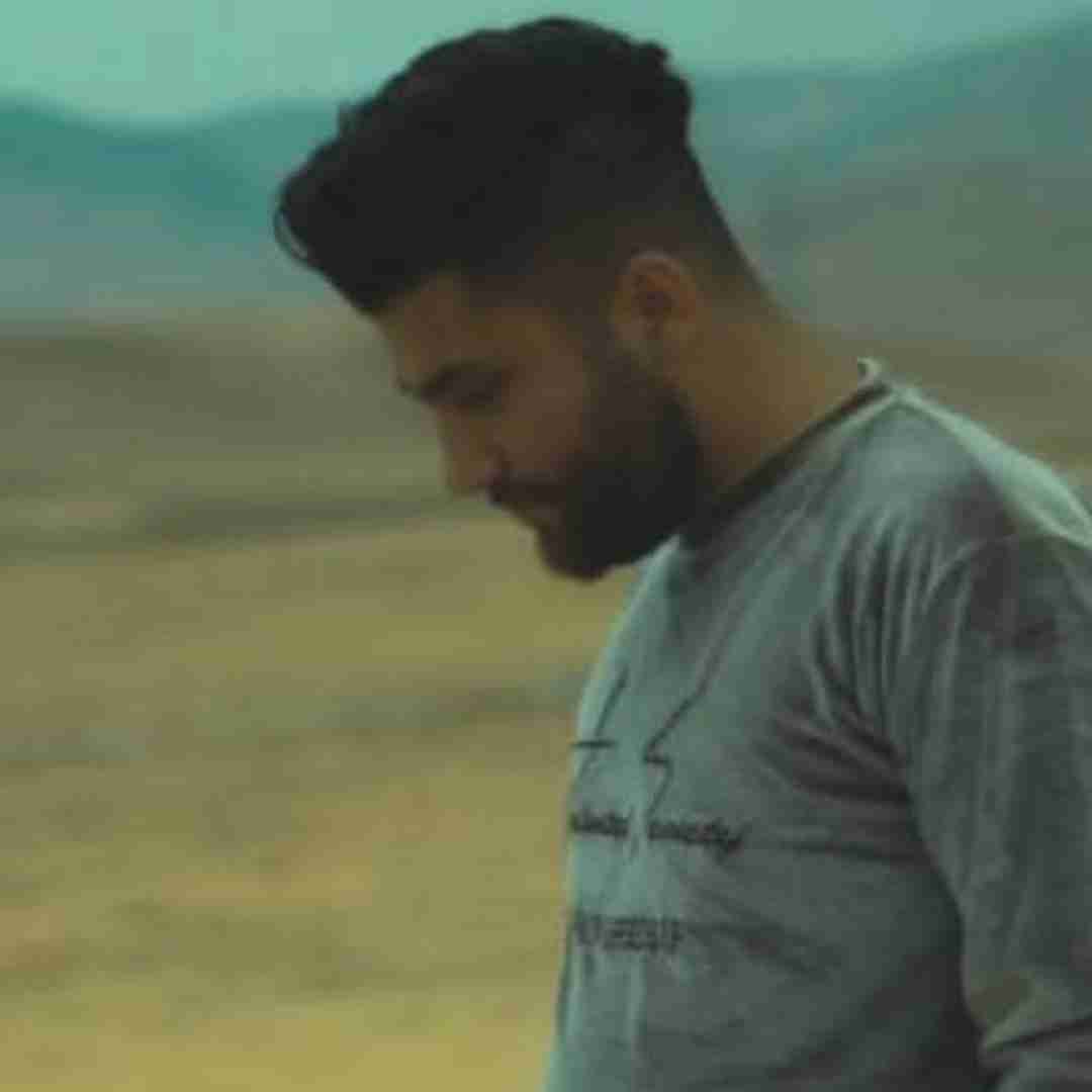 دانلود آهنگ هرکاری کی بکه هامه پشتت نترس حامد سنجابی
