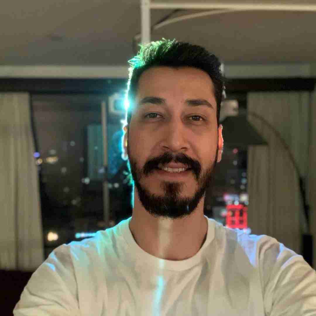 دانلود آهنگ بی بی شکسته دل من نه شاهم نه وزیر با صدای بهرام افشاری - فیلم فسیل