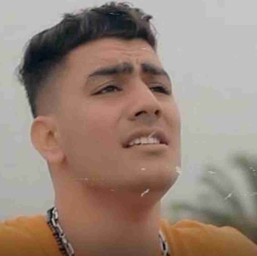 دانلود آهنگ باز رو تختم چت چت هزارم یزدان همتی
