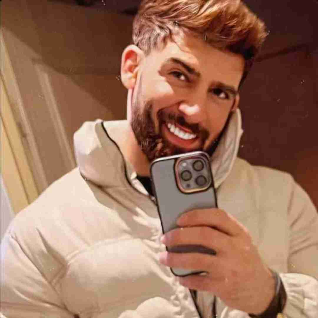 دانلود آهنگ آخه تو رو چه به عاشقی محمد محرمی