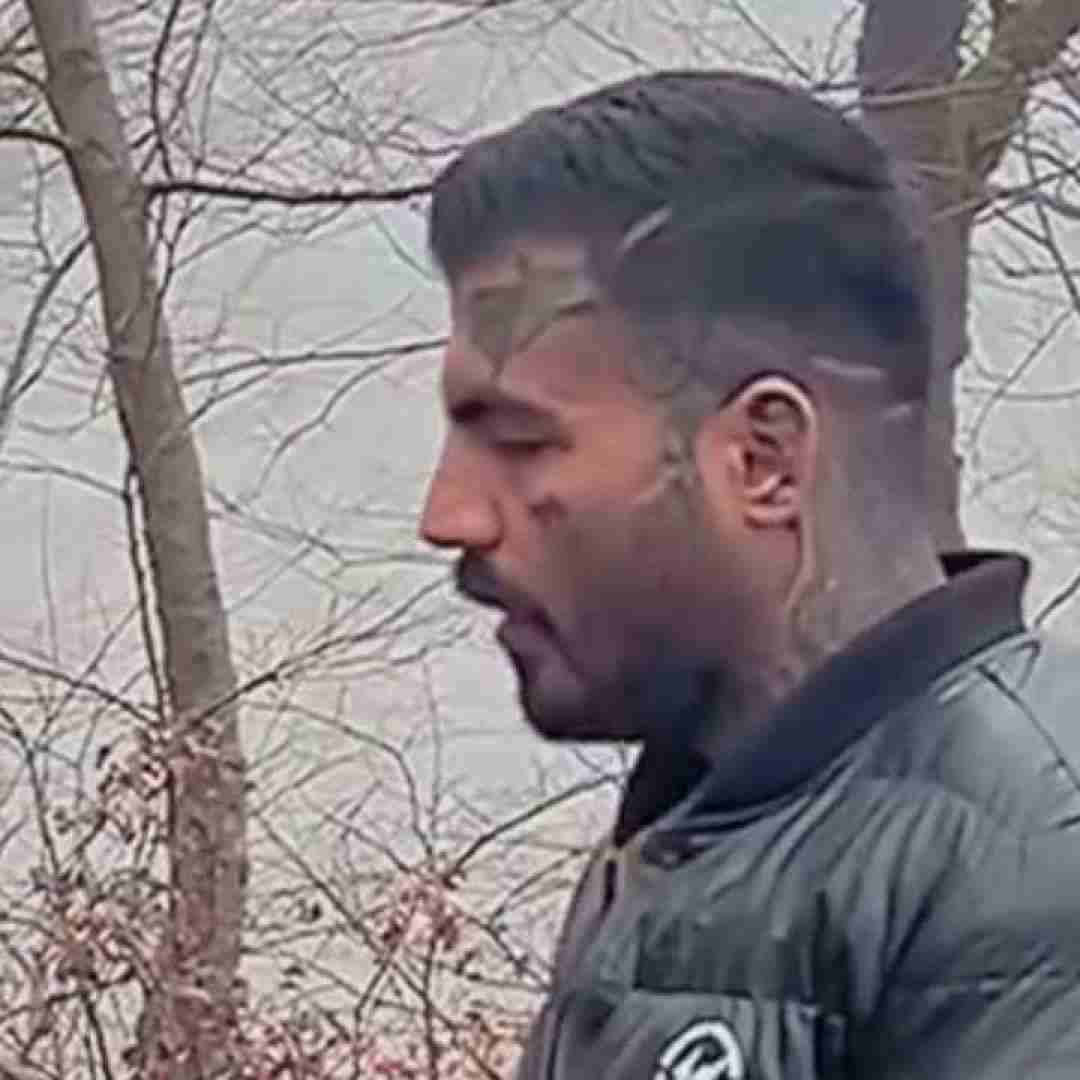دانلود آهنگ من همین الانشم میدونم با کی خوابی مهدیار