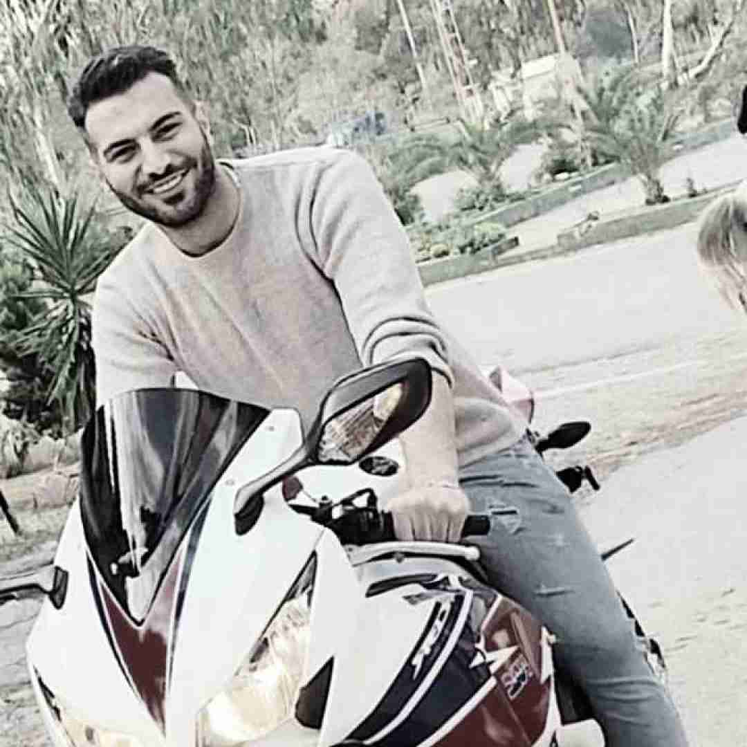دانلود آهنگ یه شاوی عه ای شبا میکشانمش صلیب کیوان