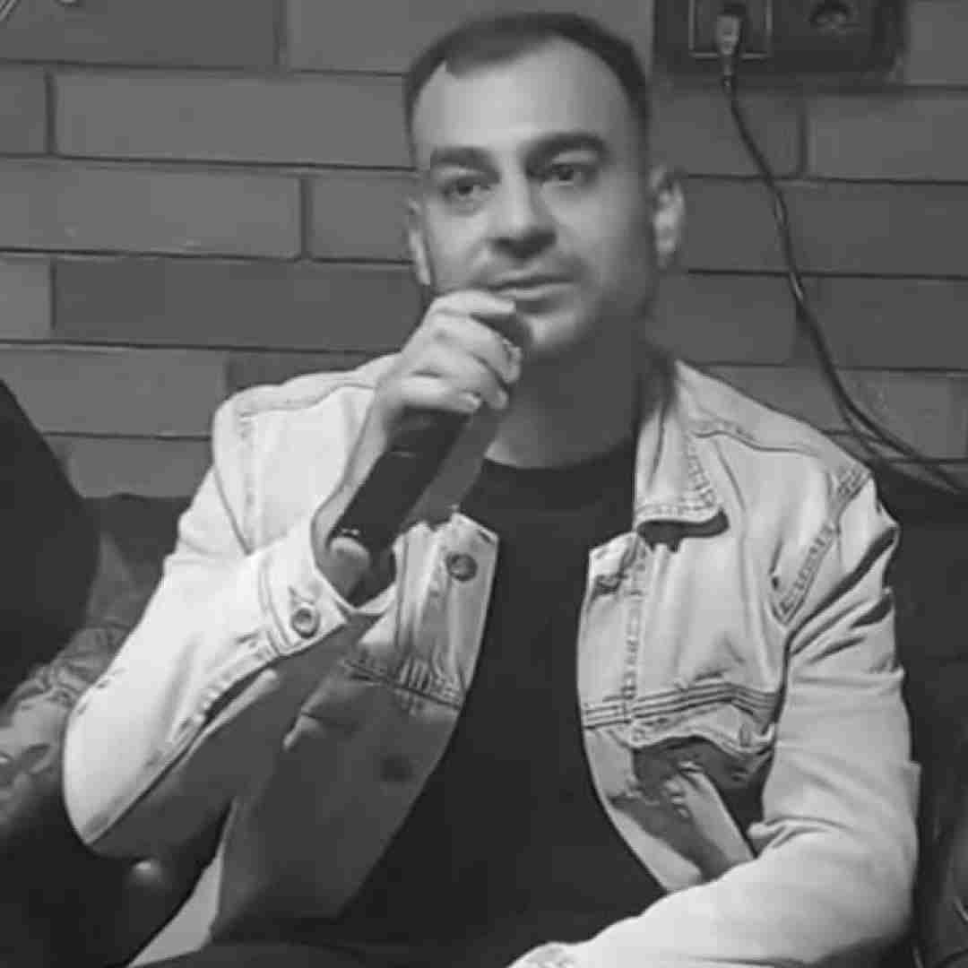 دانلود آهنگ آغوشی پر و سر و خیاله روح الله کرمی