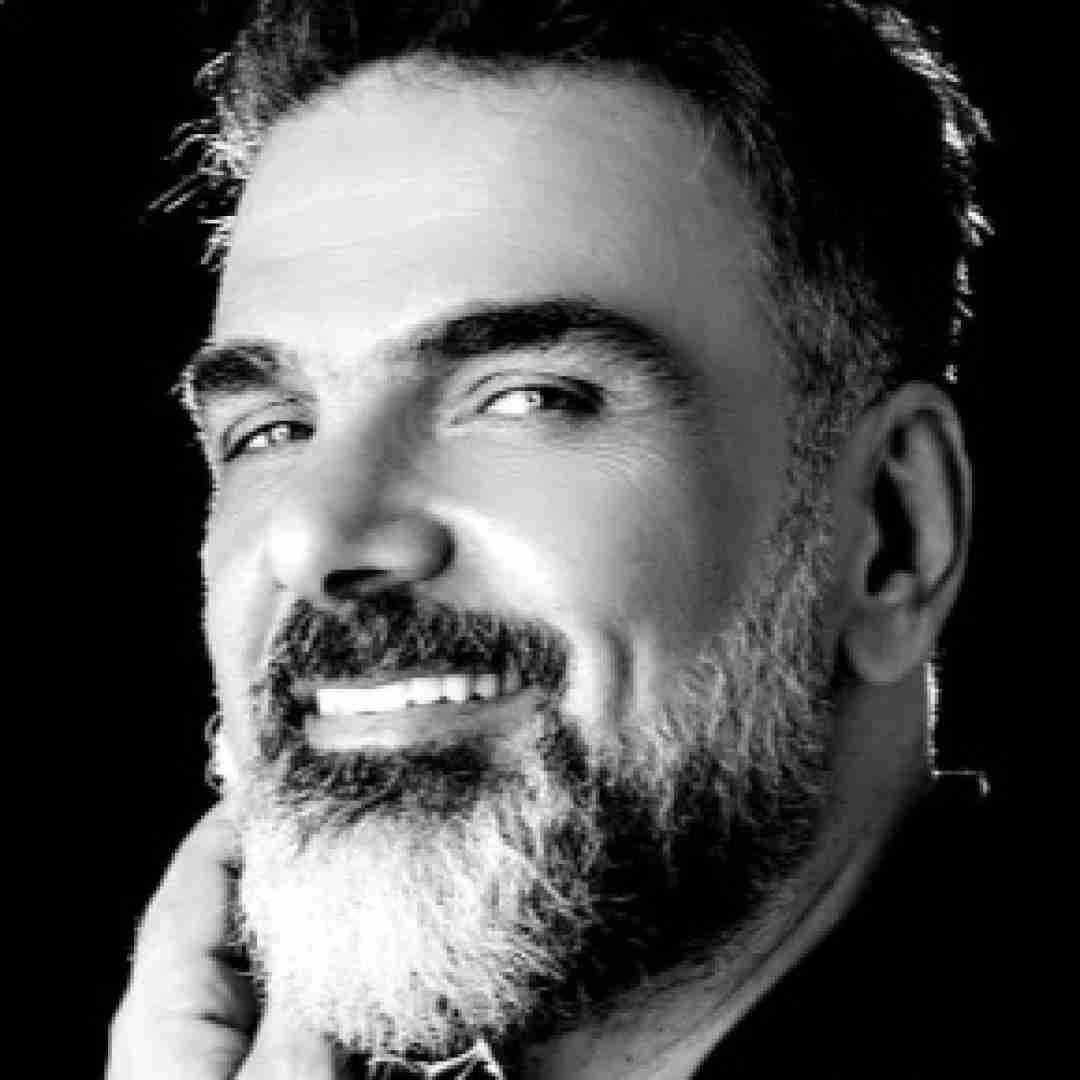 دانلود آهنگ انی بالدنیا وحیدک علی صابر