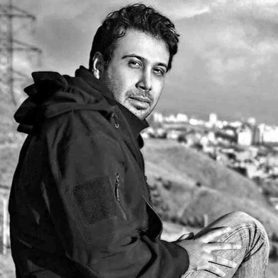 دانلود آهنگ منم که لک لک غمگینی به روی دودکشت هستم محسن چاوشی
