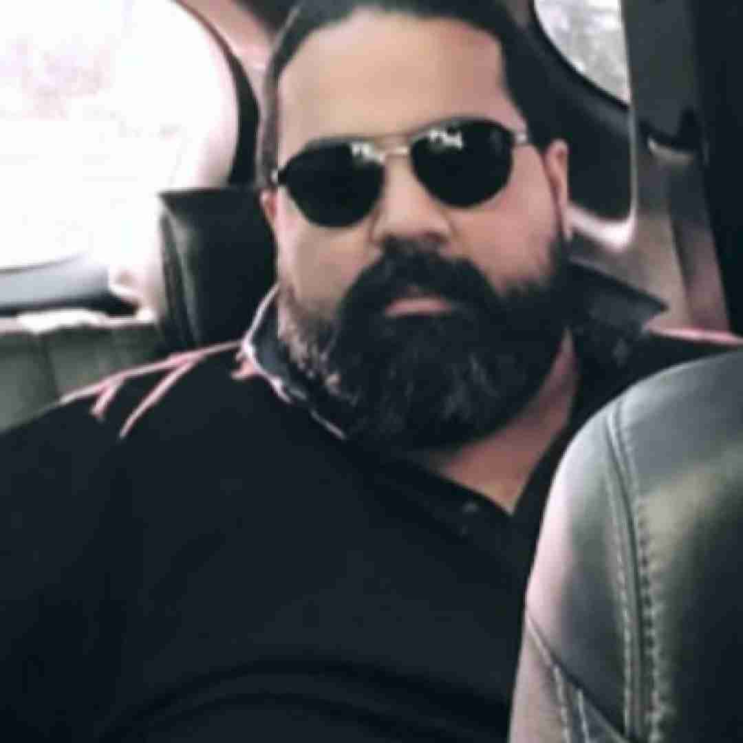 دانلود آهنگ آدم تنها رضا صادقی و چرسی
