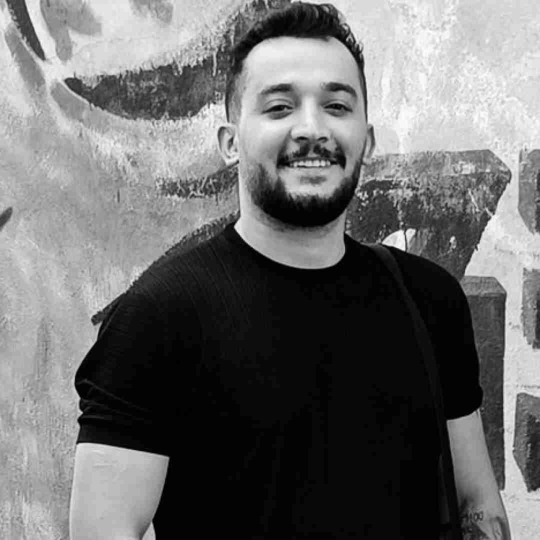دانلود آهنگ بت هومن آدینه