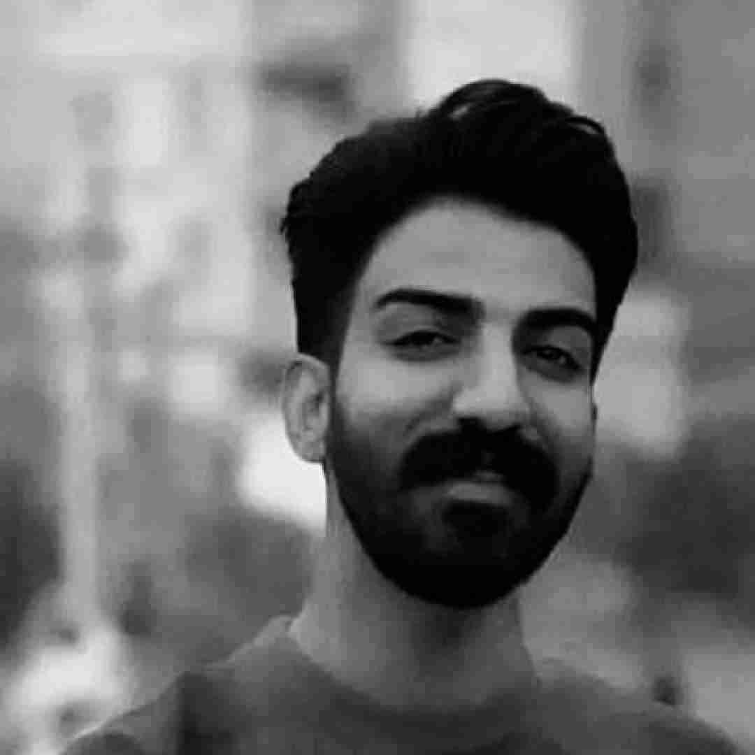 دانلود آهنگ دلم یاده تونه بیشرفه کرده چنی قشنگ میخنی میلاد غلامی