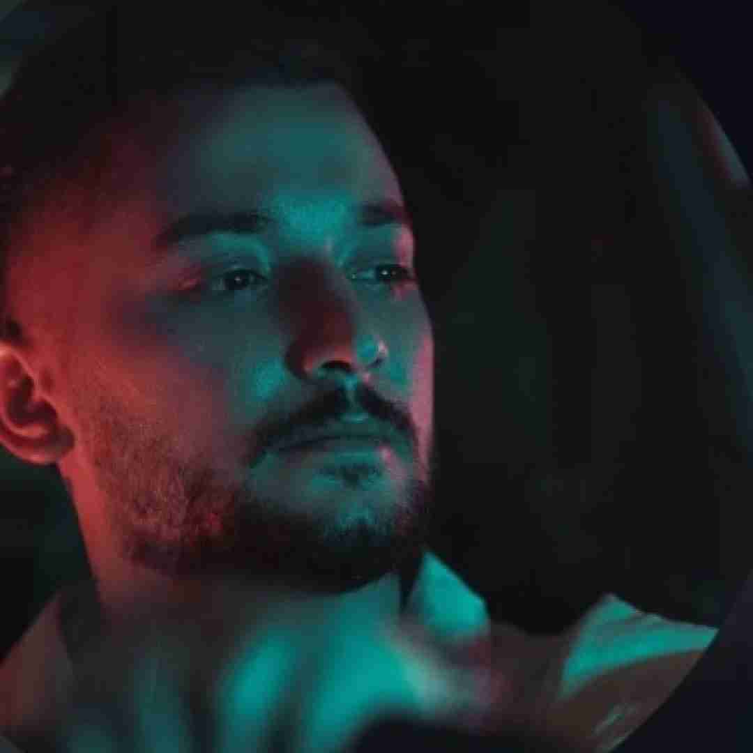 دانلود آهنگ کد خدا هومن آدینه