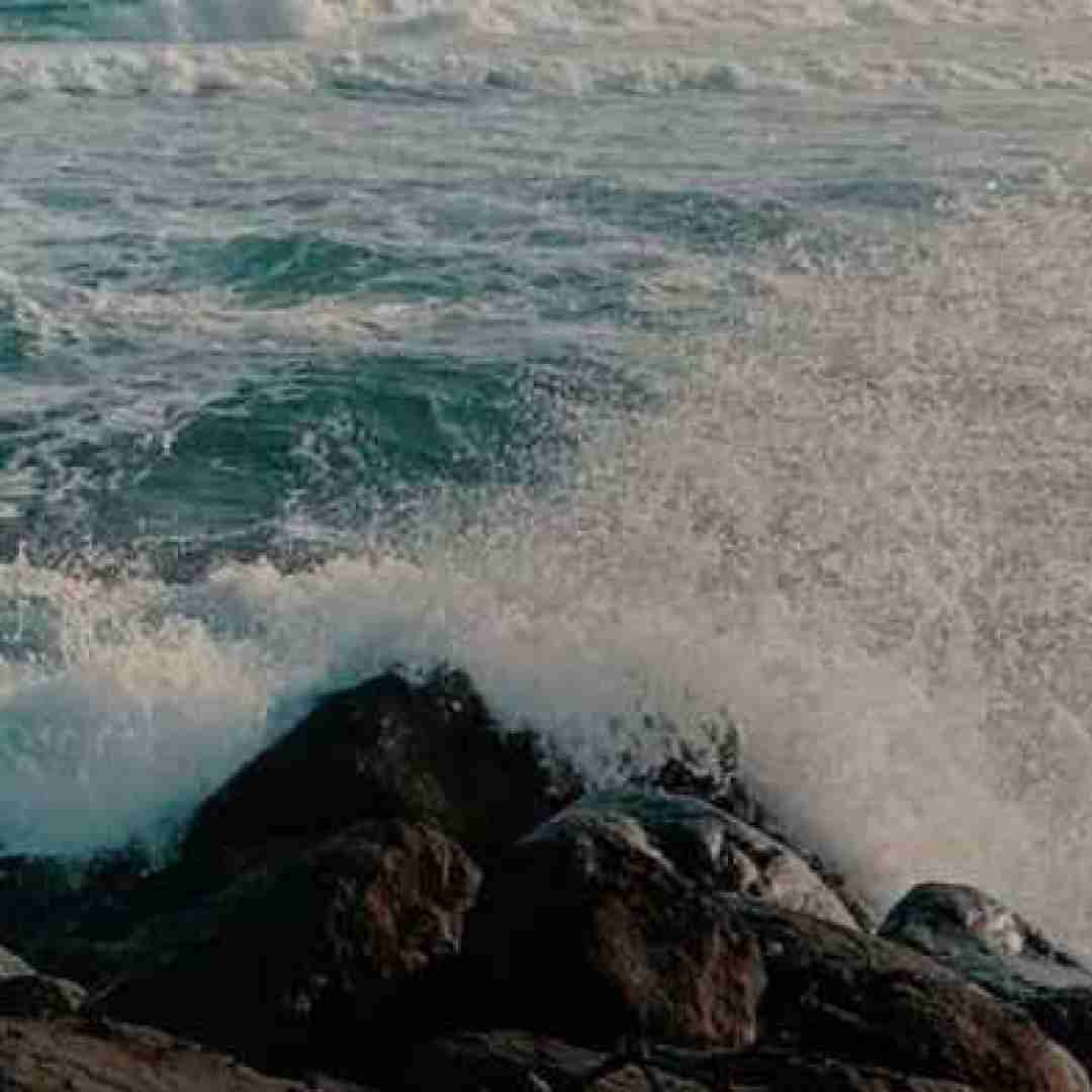 دانلود آهنگ سالیوان بی تو تنهام داره میریزه اشکام