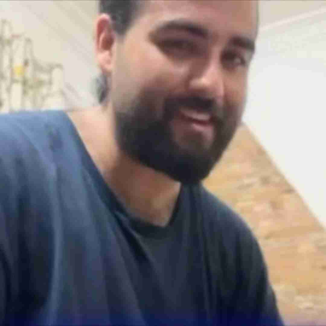 دانلود آهنگ خیالی نیست رد بزن عشقم حتما کنار اونی بهش میگی سعید بابازاده