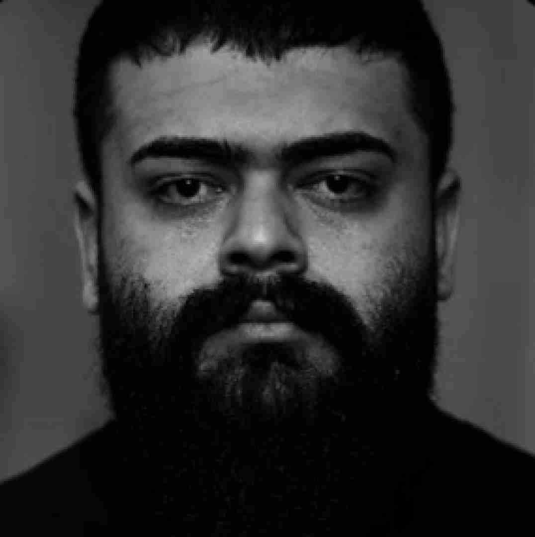 دانلود آهنگ مواظب همه لباسای تو تنت باش علیراد