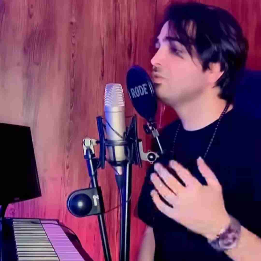 دانلود آهنگ خالق عشق فرزاد فرخ