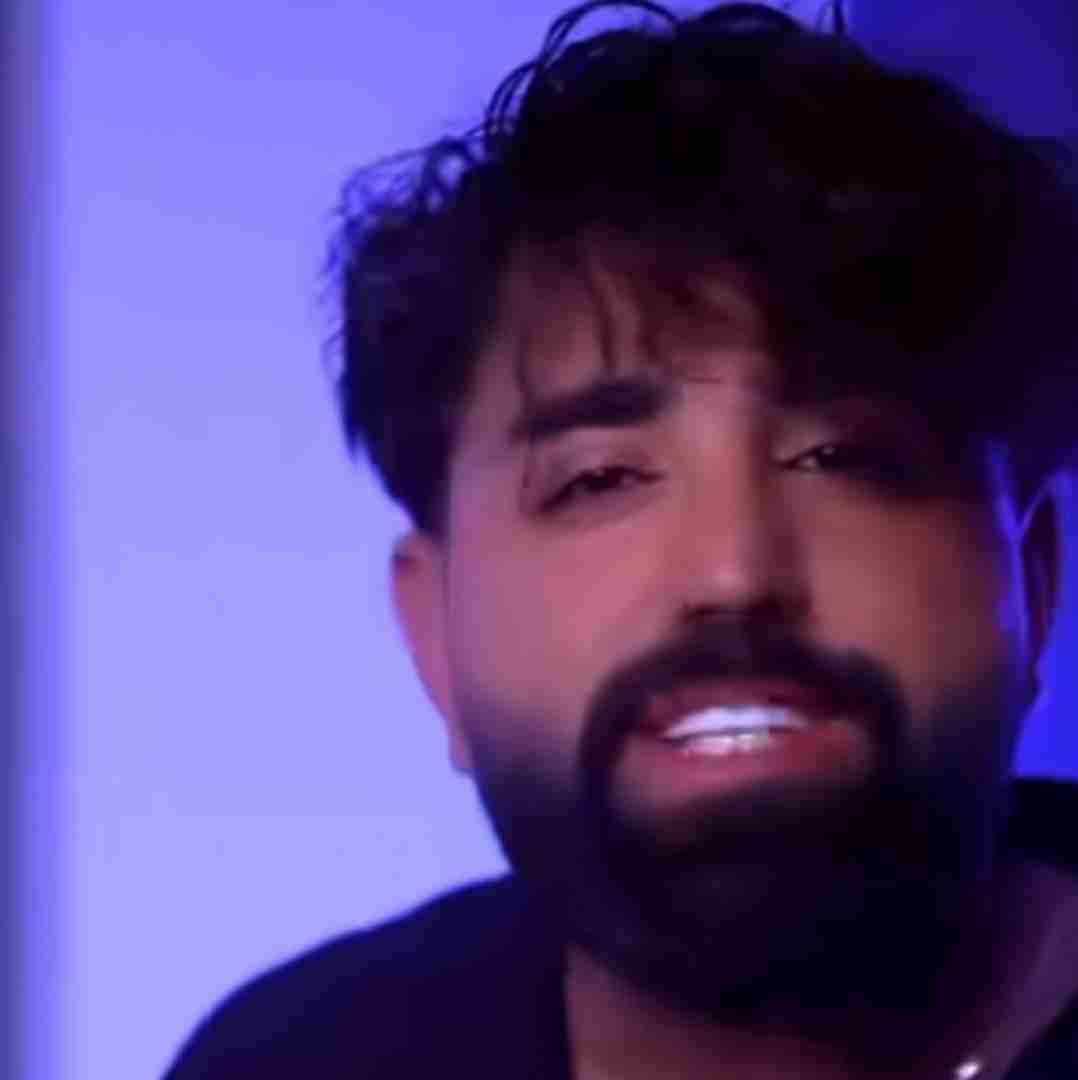 دانلود آهنگ موهات خوشرنگه و نازه چشمات با حیا و نازه مهرداد تاجیک