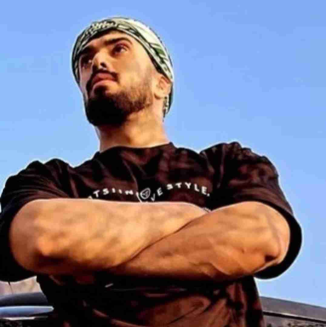دانلود آهنگ سایه تو با تیر میزنم بیای اطراف من علی رستمیان