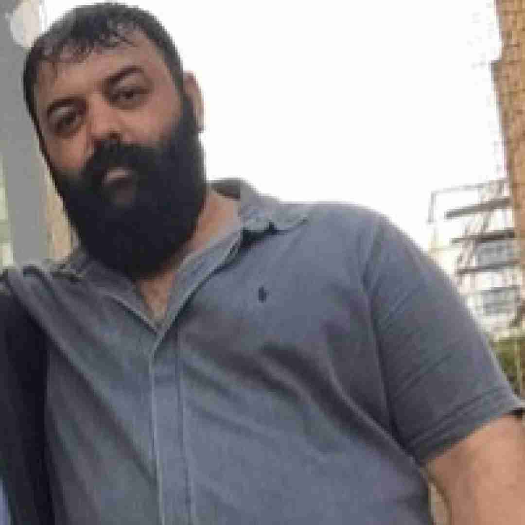 دانلود آهنگ باشه دنیا ما که هرچی از تو خواستیم تو به ما ناصر تنها