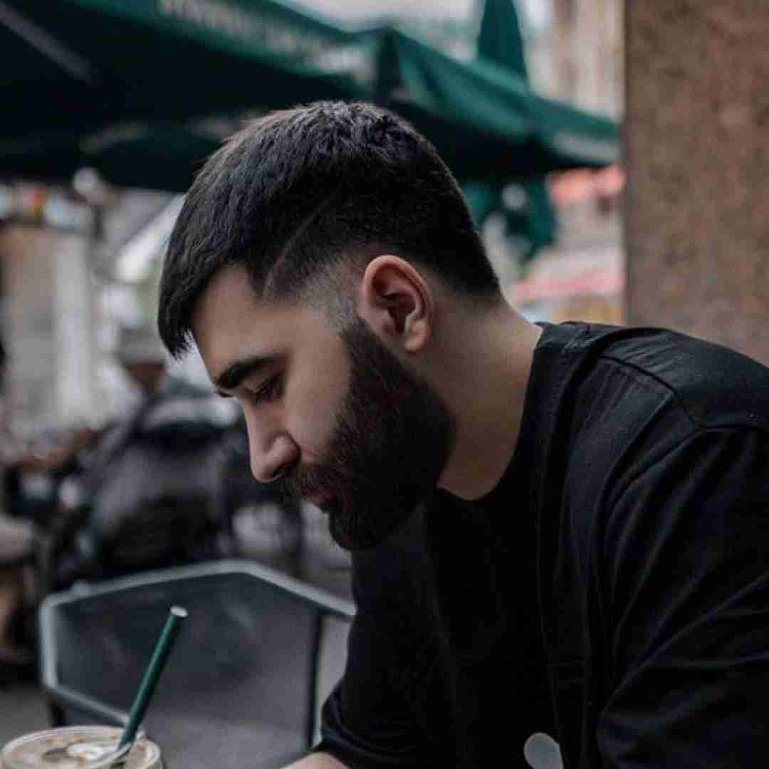 دانلود آهنگ تو درو دیوار هرچیو پرت نمیکردم تو اگه دوسم داشتی علی یاسینی