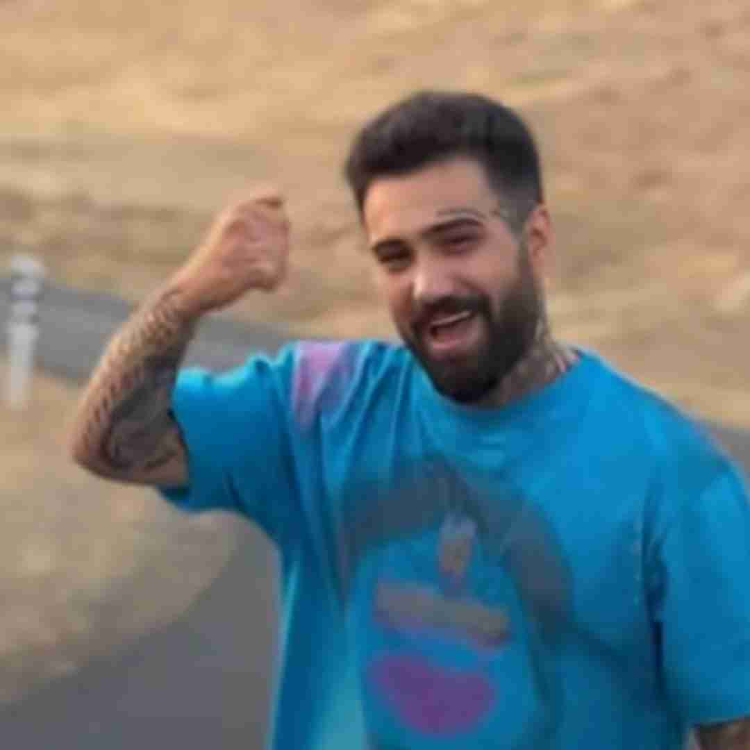 دانلود آهنگ زد به سرم یهو همه چیو تغییر بدم دانیال تفرشی